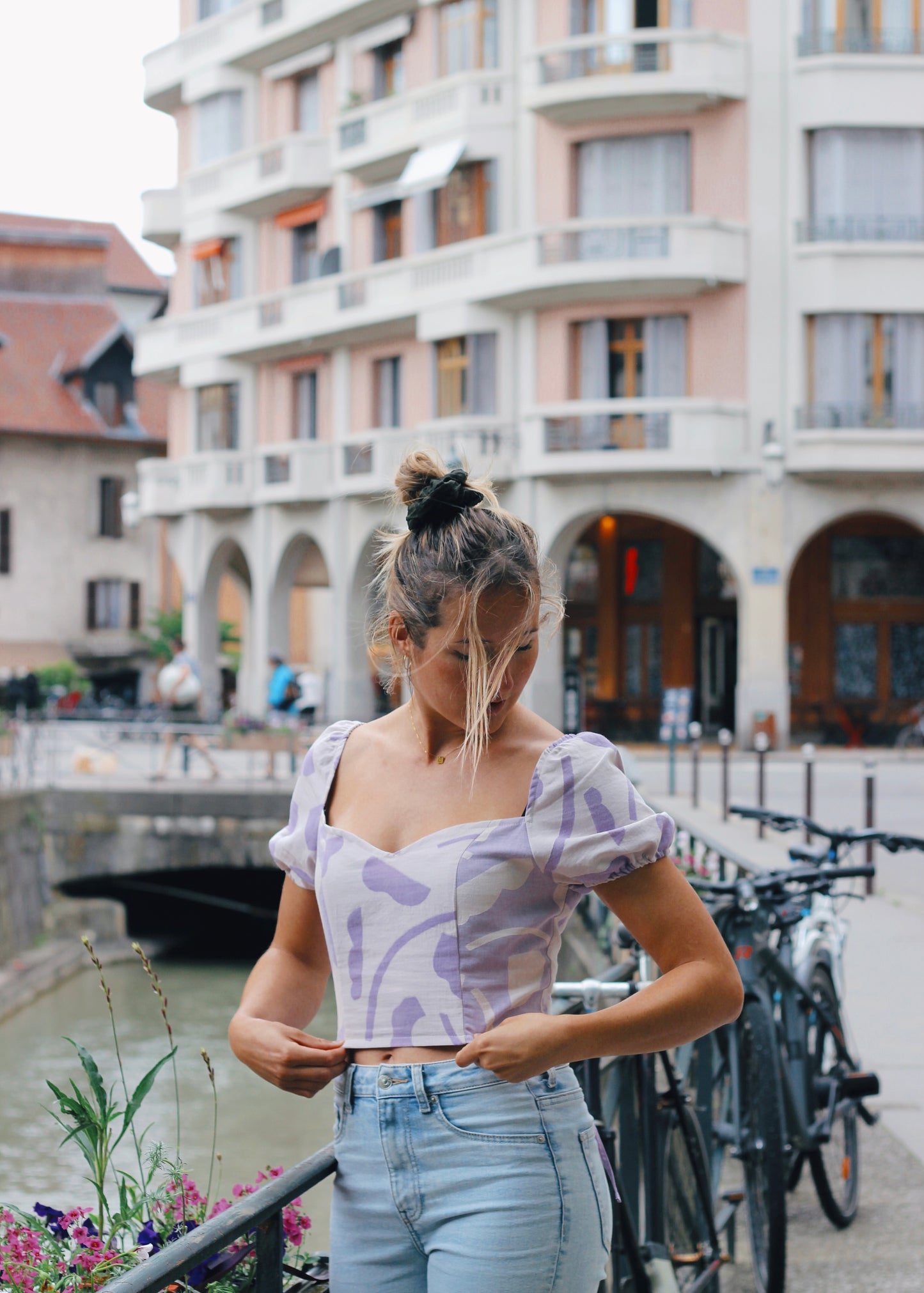 Haut corset manches bouffantes, vue d'ensemble de face