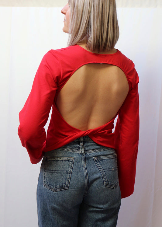 Haut Cara dos nu rouge