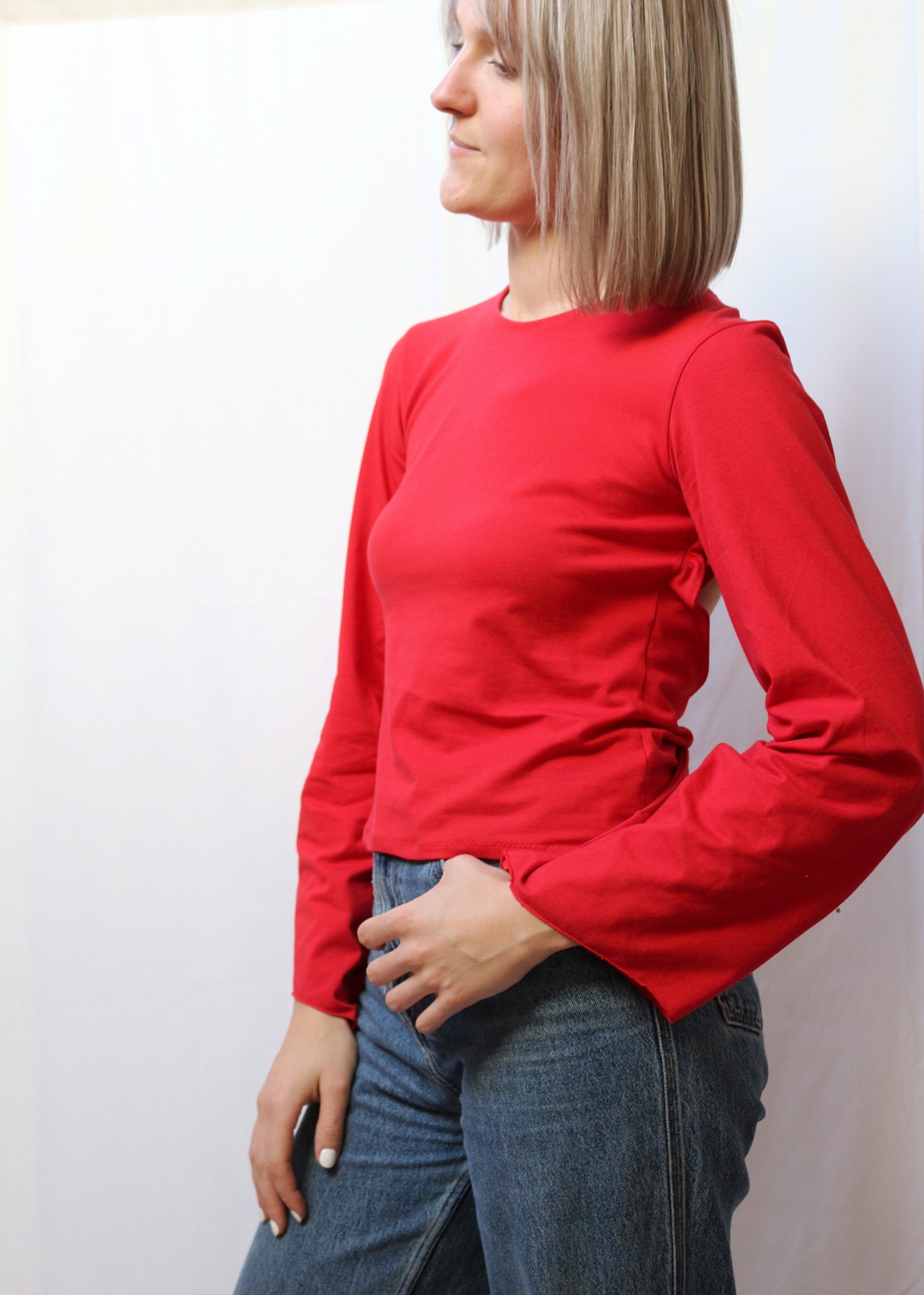 Haut Cara dos nu rouge