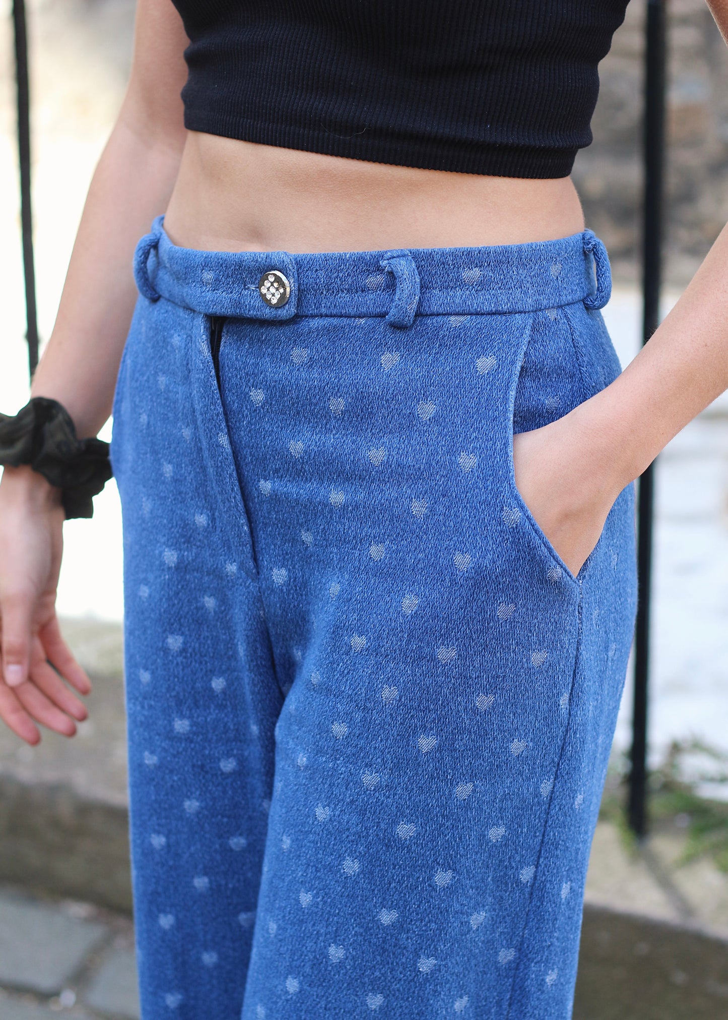 Pantalon Jasmin à motifs coeurs
