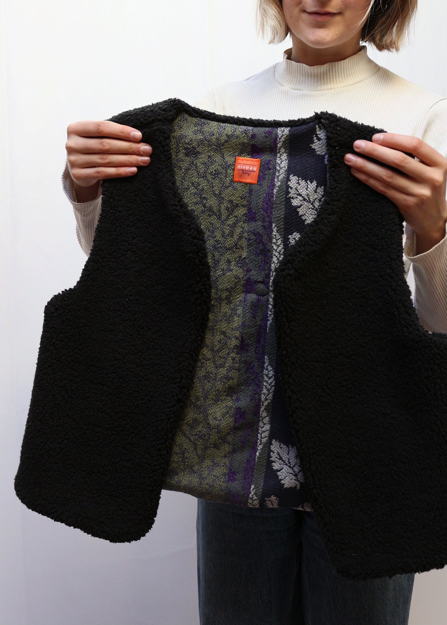 Gilet Alca noir - pièce unique