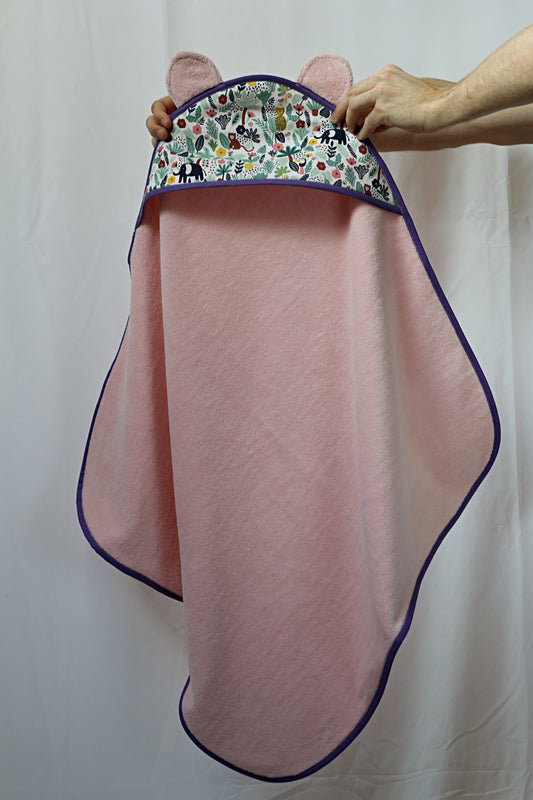 Cape de bain bébé rose