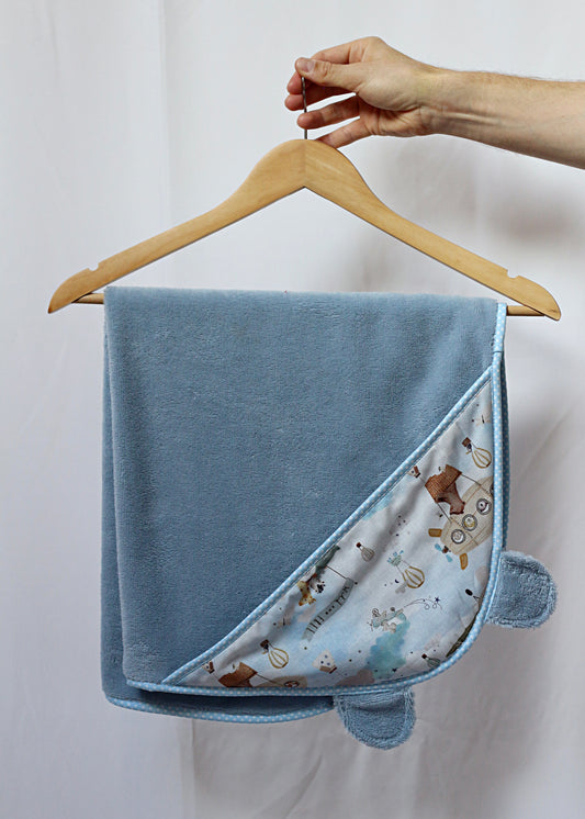 Cape de bain bébé bleu