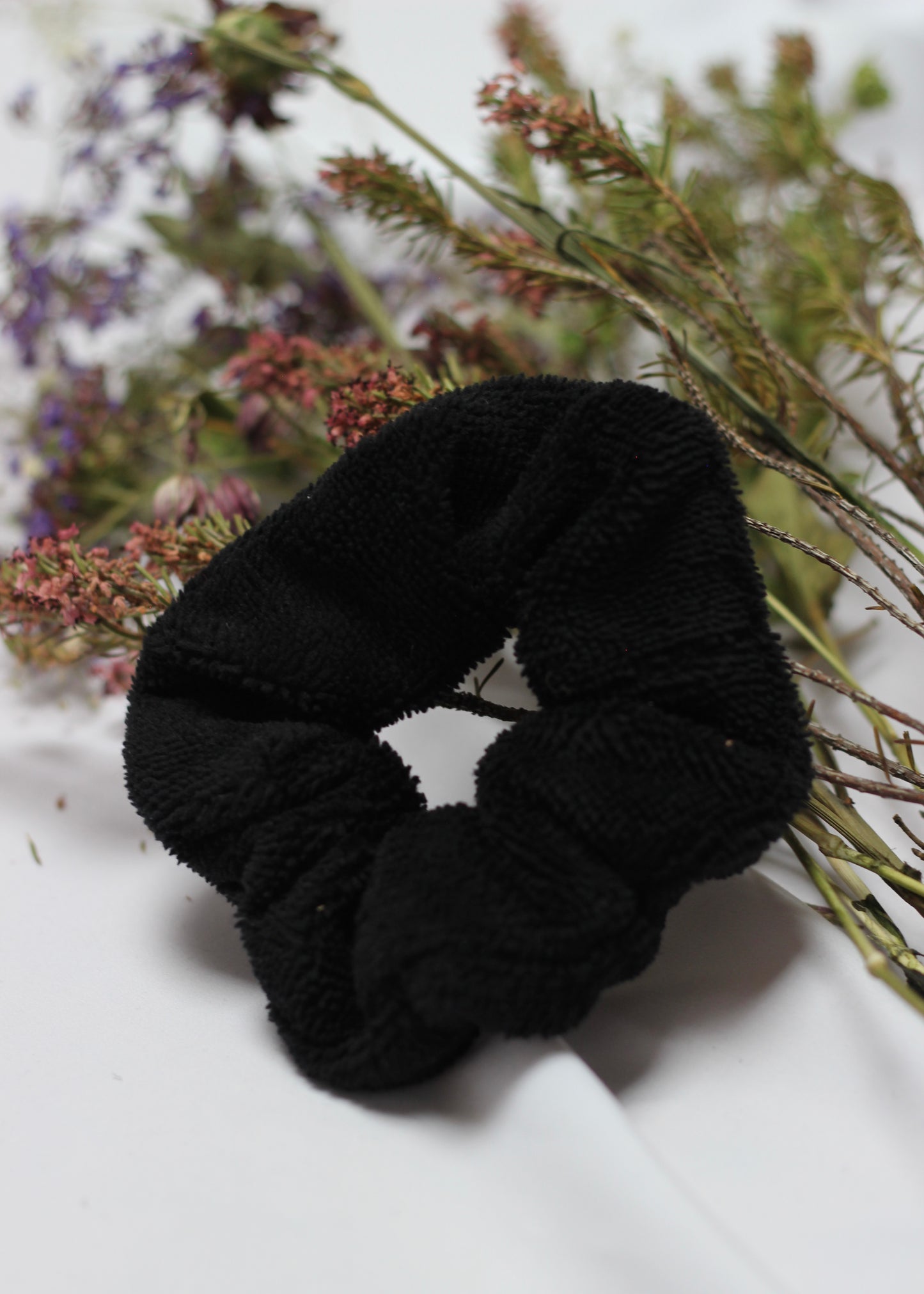 Chouchou scrunchie en éponge bambou noir