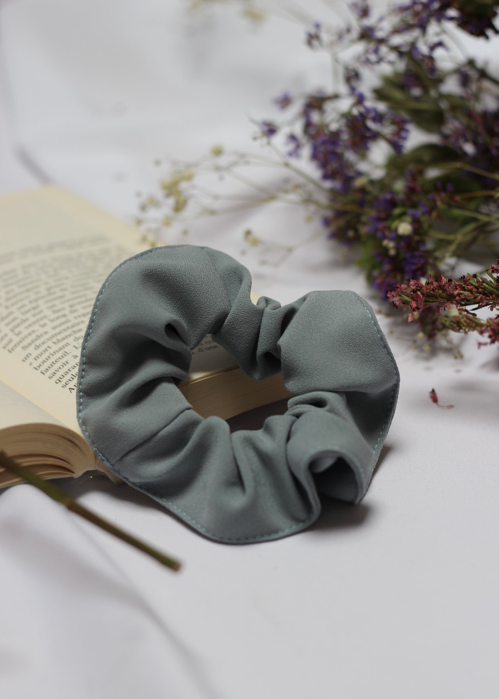 Chouchou scrunchie bleu gris