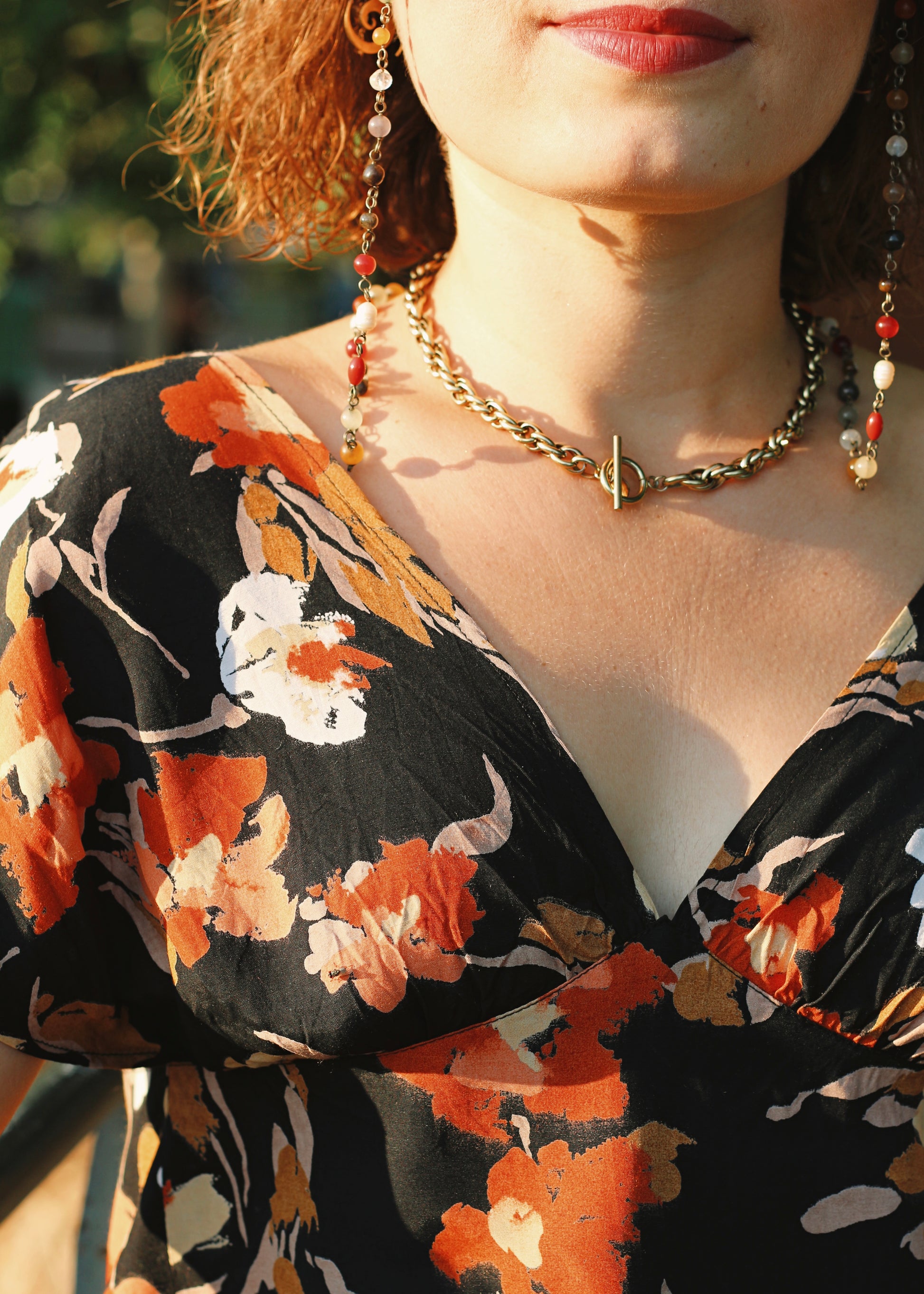 Haut Bleuet fleuri, zoom sur le décolleté