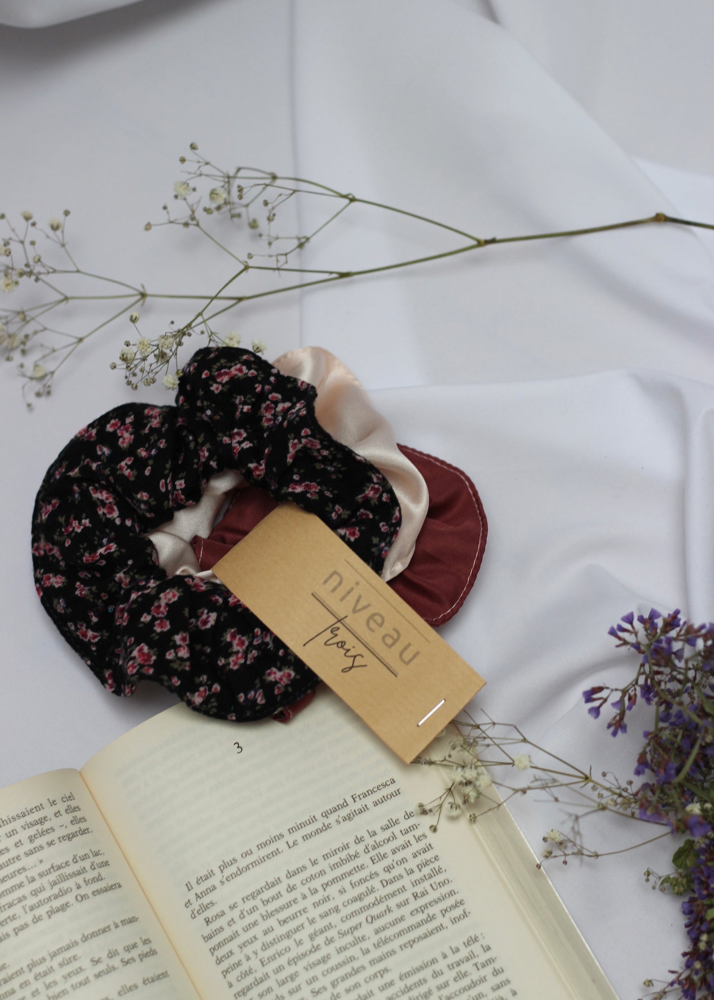 Lot 3 chouchous scrunchie framboise, à motifs et rose pâle