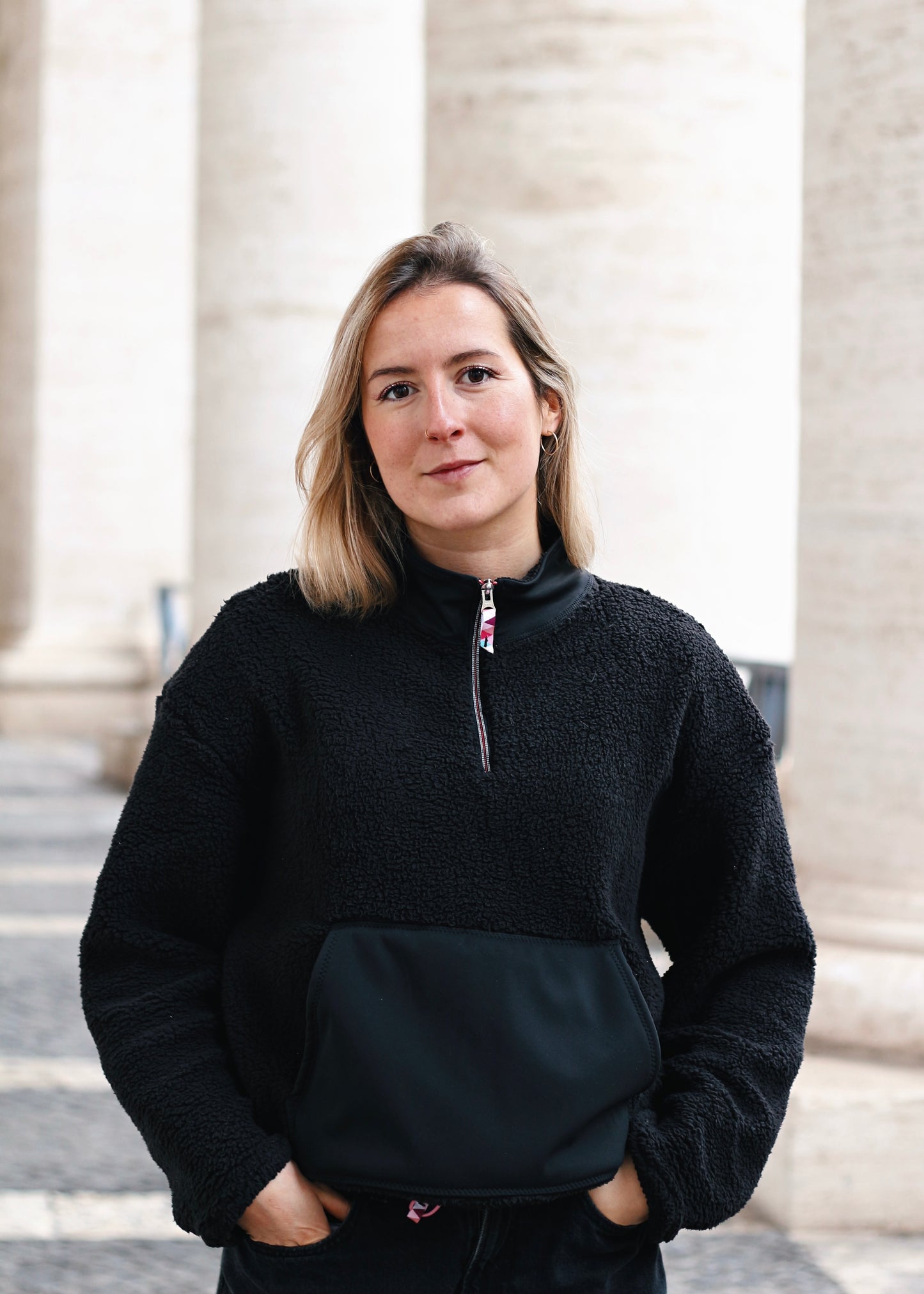 Sweat en Sherpa noir, vue d'ensemble